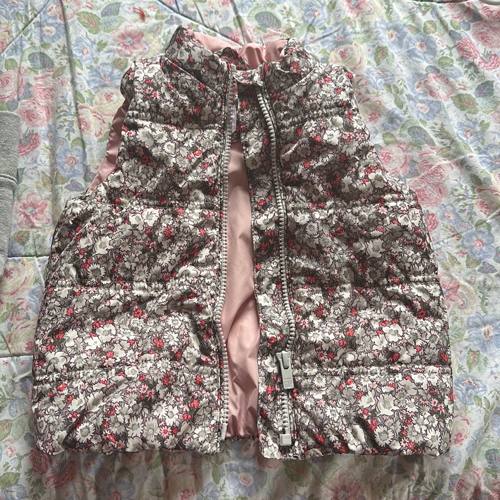 Puff vest- floral